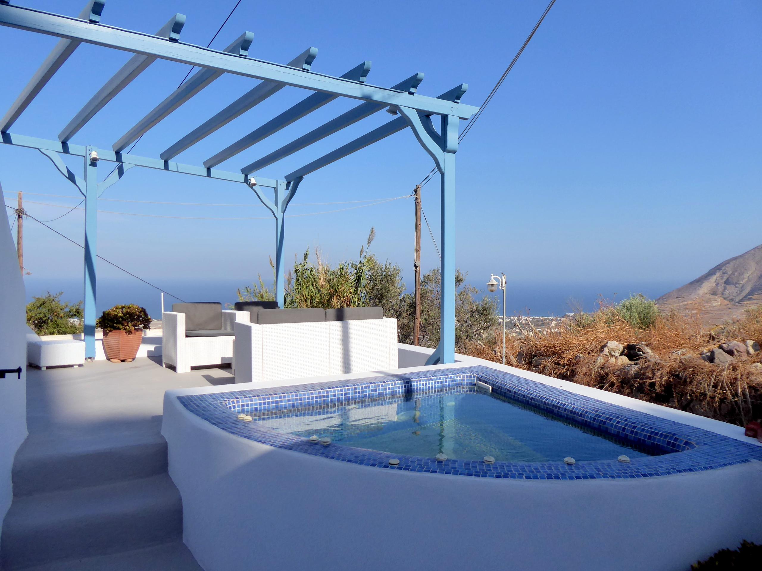 Terrace and jacuzzi