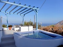Terrace and jacuzzi