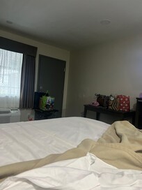 How I had to do door to keep it closed