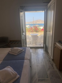 The patio door and window have nice screens so you can leave them open for fresh air.