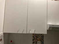 More Broken/missing handle in kitchen