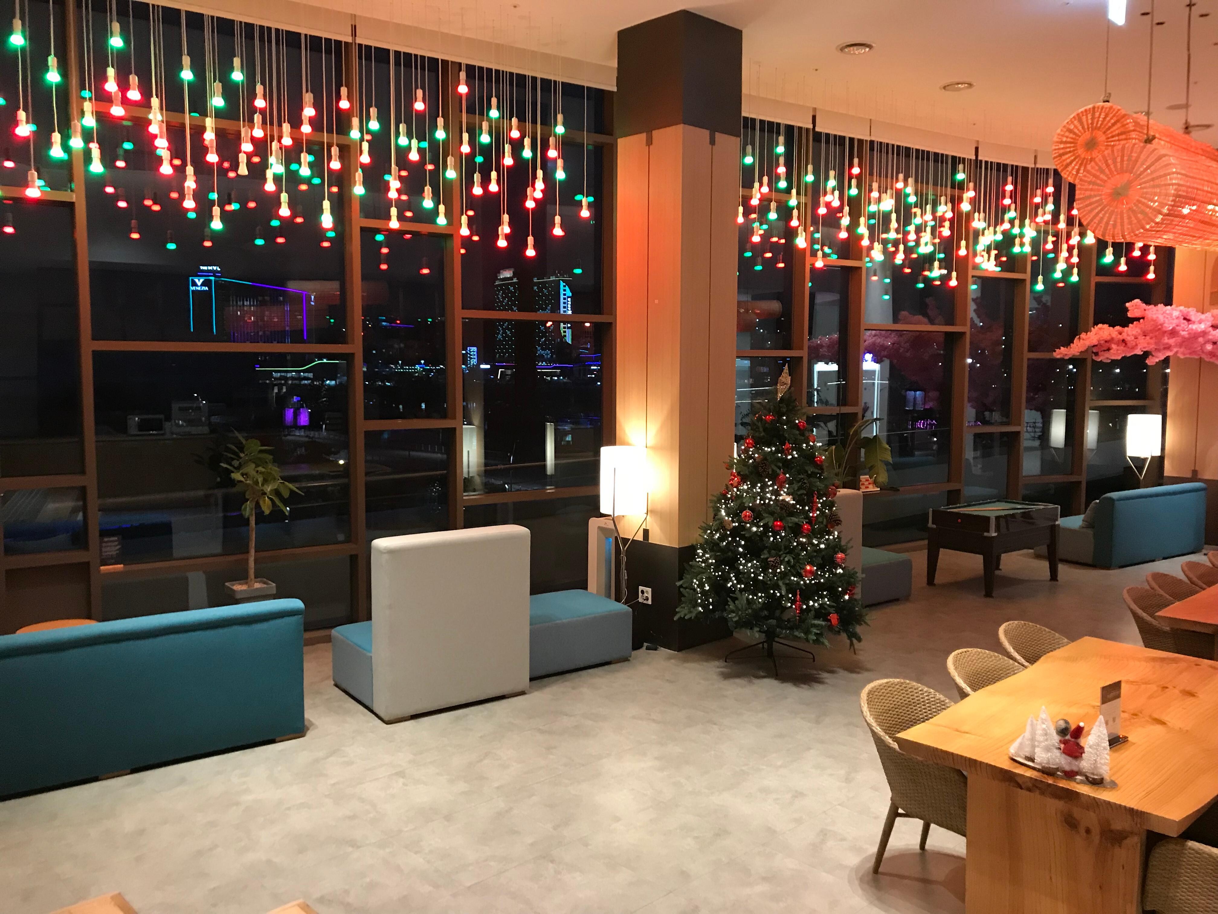 ラウ ンジから海が見えて快適でした。