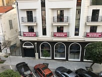 balcony