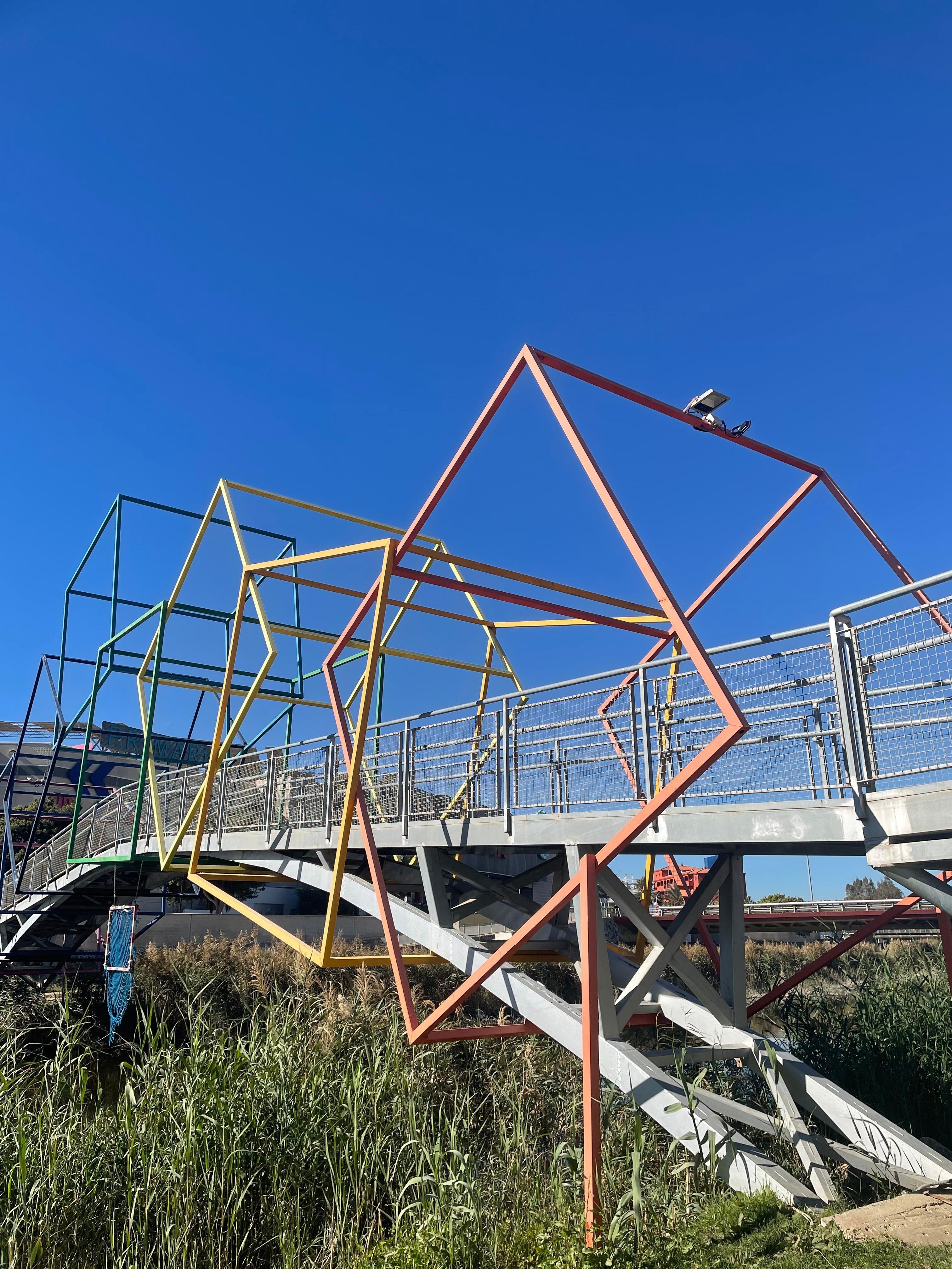 En kul bro i nærheten av Miramar