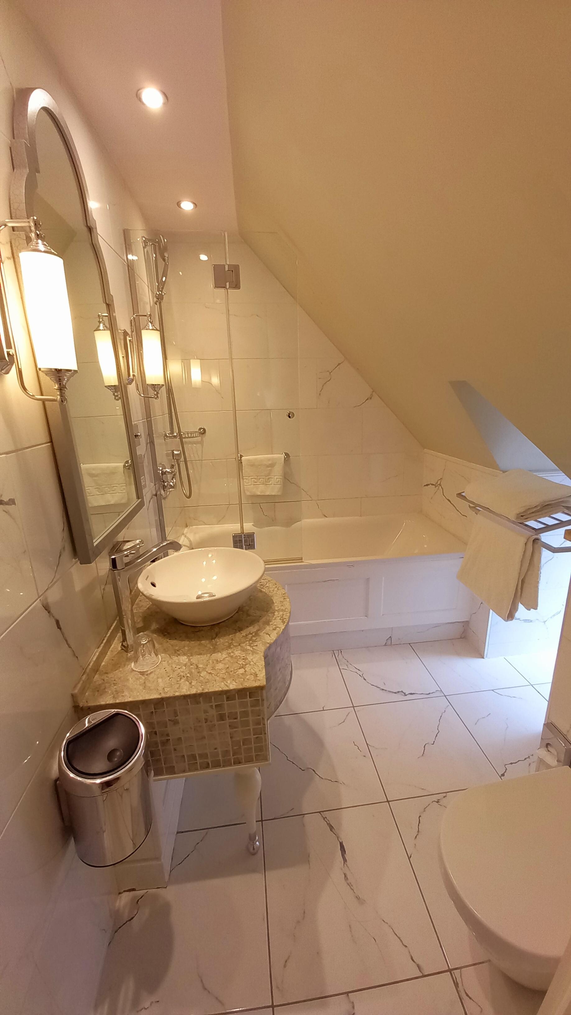 Good size bathroom