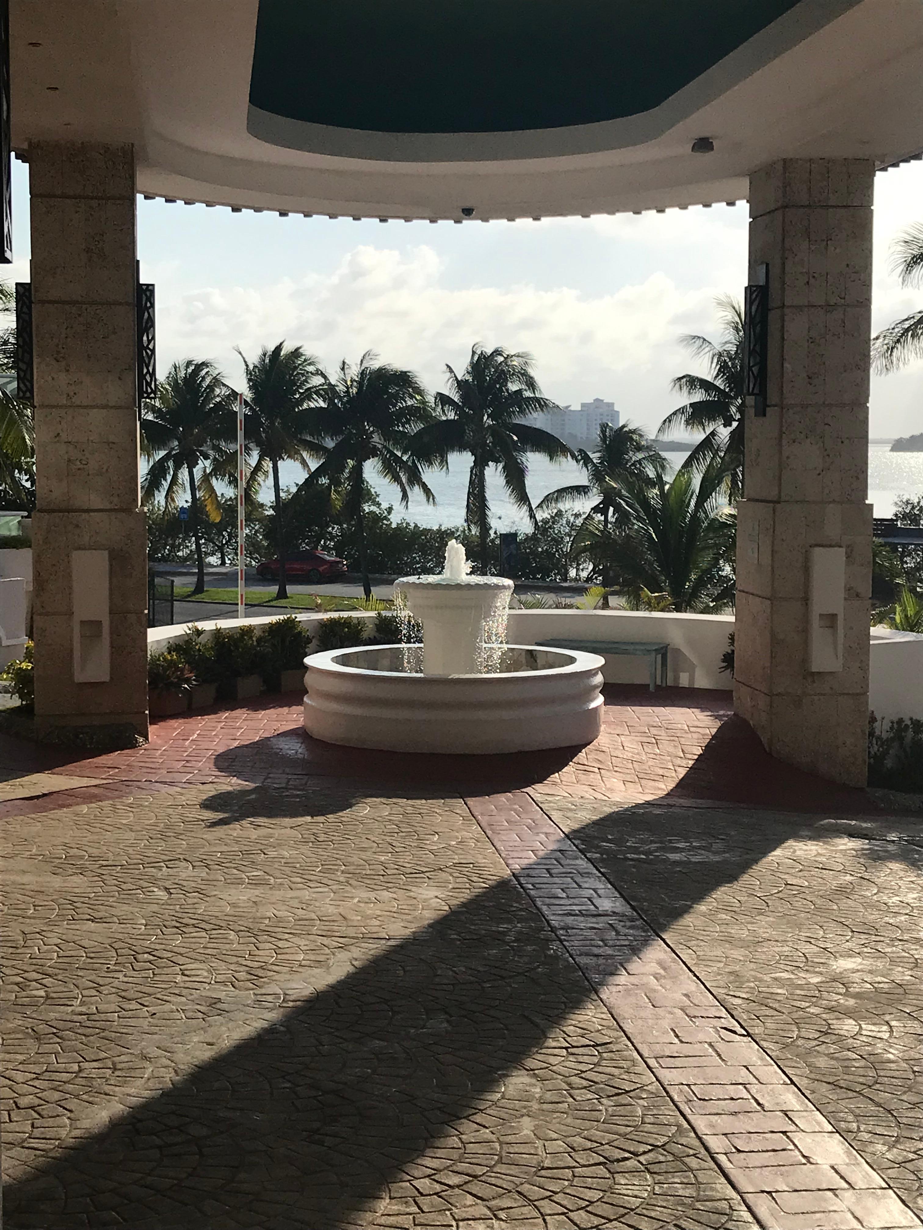 Entry to the lobby.