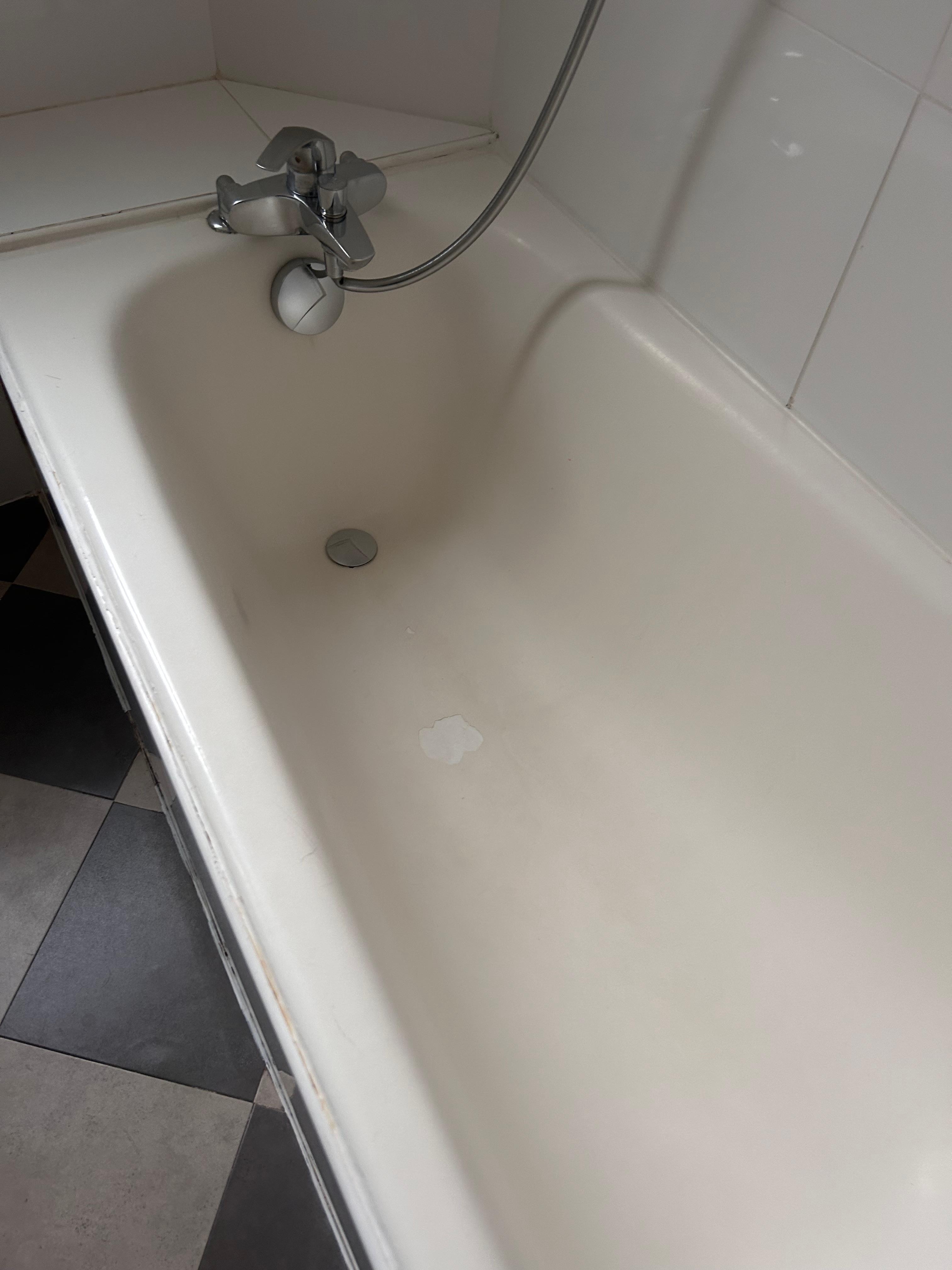 Bathtub