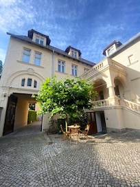 Villaen