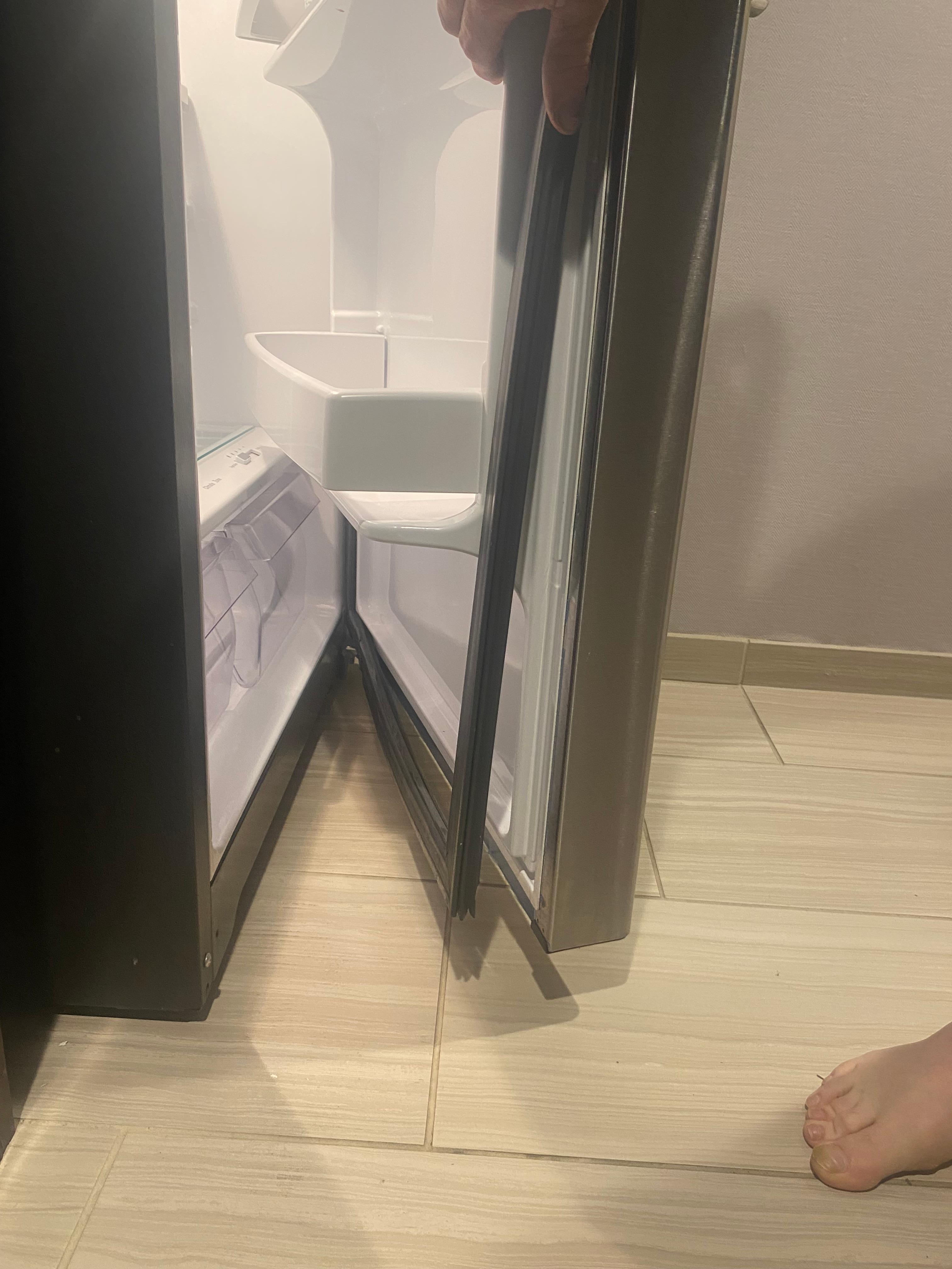 Broken refrigerator seal