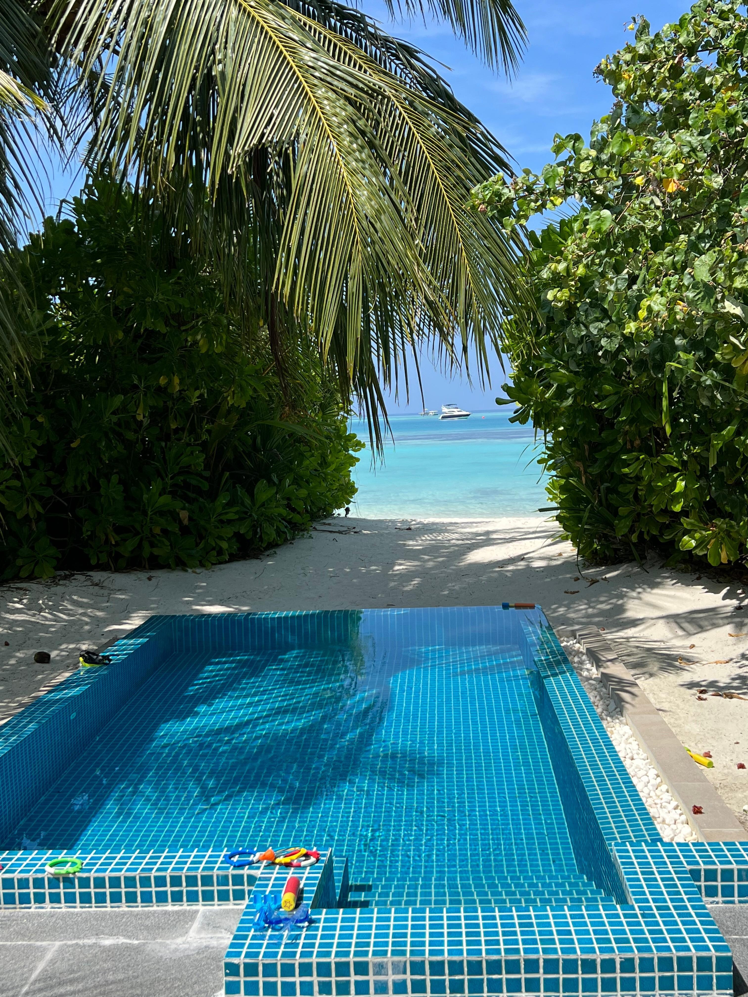 Sunset Beach pool villa with swirl pool