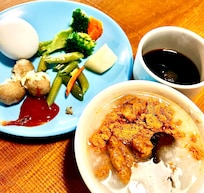 青花椰菜怪味,還好只夾了一點點,吃了一口就吐掉⋯