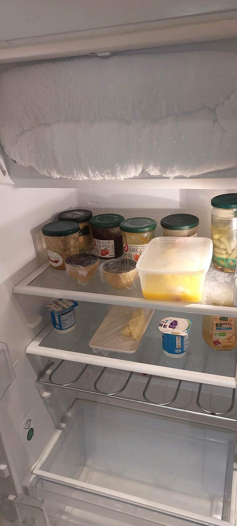 Frigo, épaisseur de glace et confitures usagées…