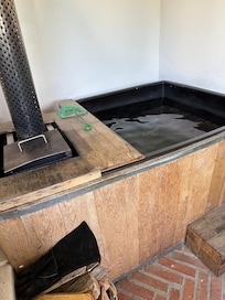Balcony hottub