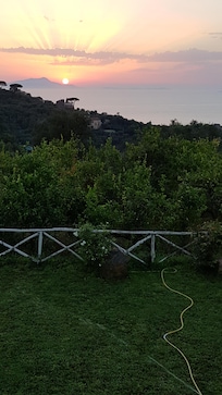 Coucher de soleil sur Capri, vue depuis la chambre