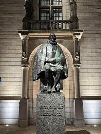 Hôtel de Ville à moins de 100m