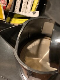 Filthy kettle with no front filter