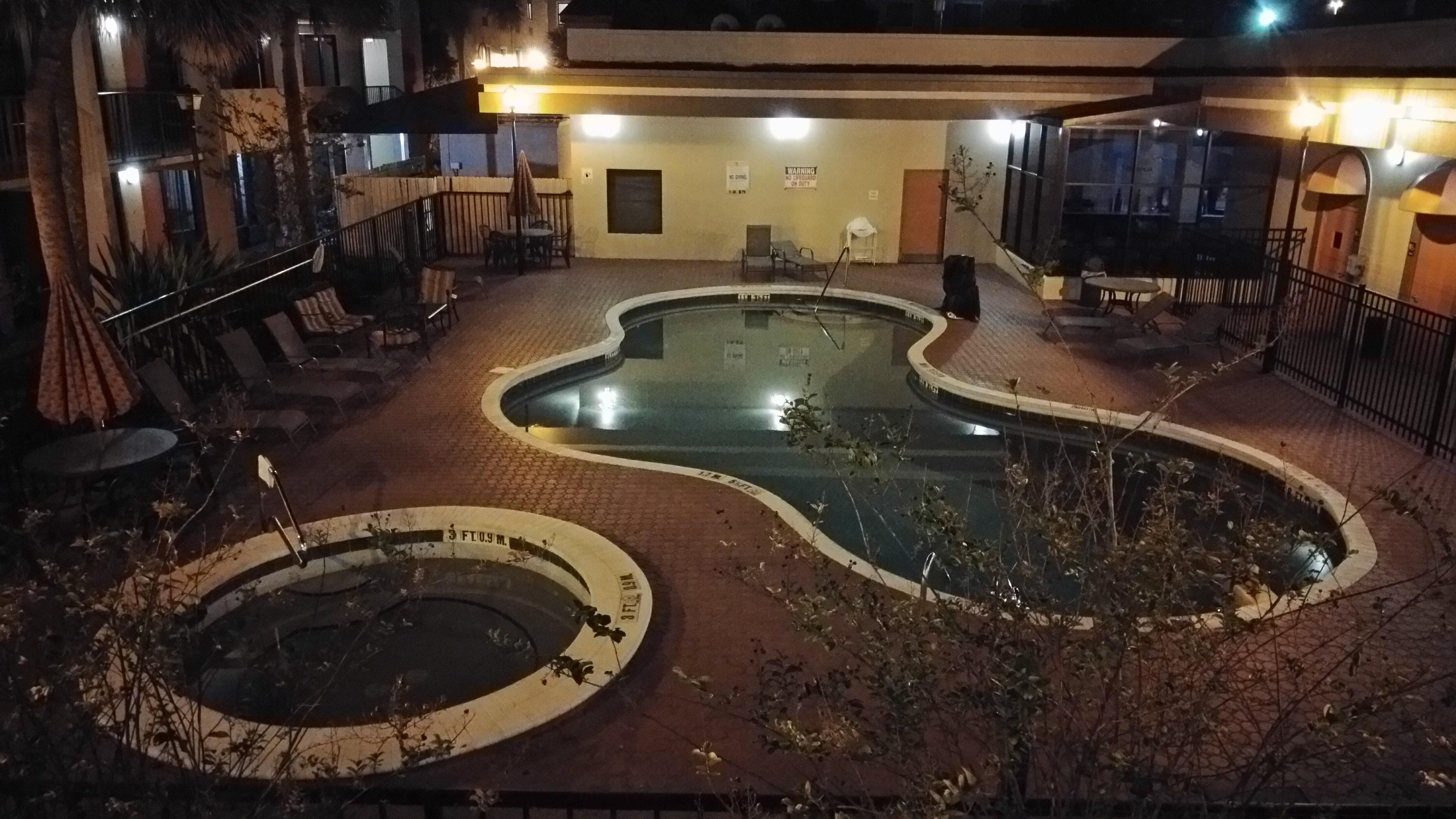 4am. Leaving hotel. Nice to stay!