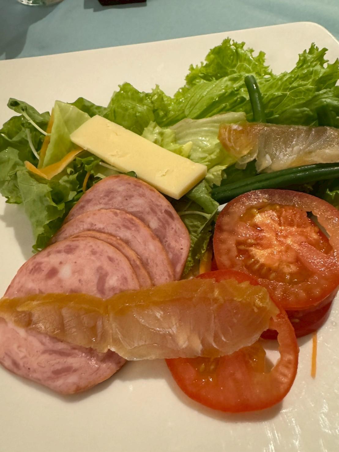 朝食