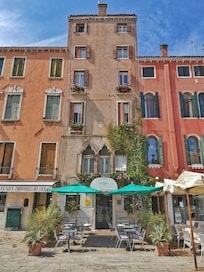 Hotel façade