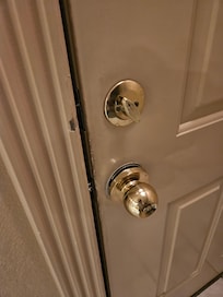 Loose doorknob