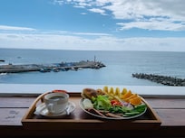 早餐配上頂樓風景