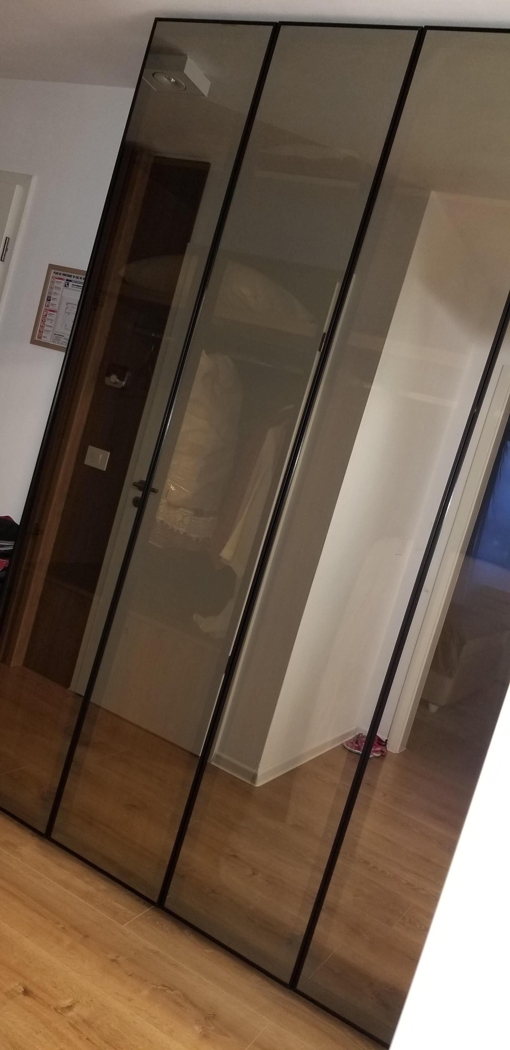 Closet/woodrobe