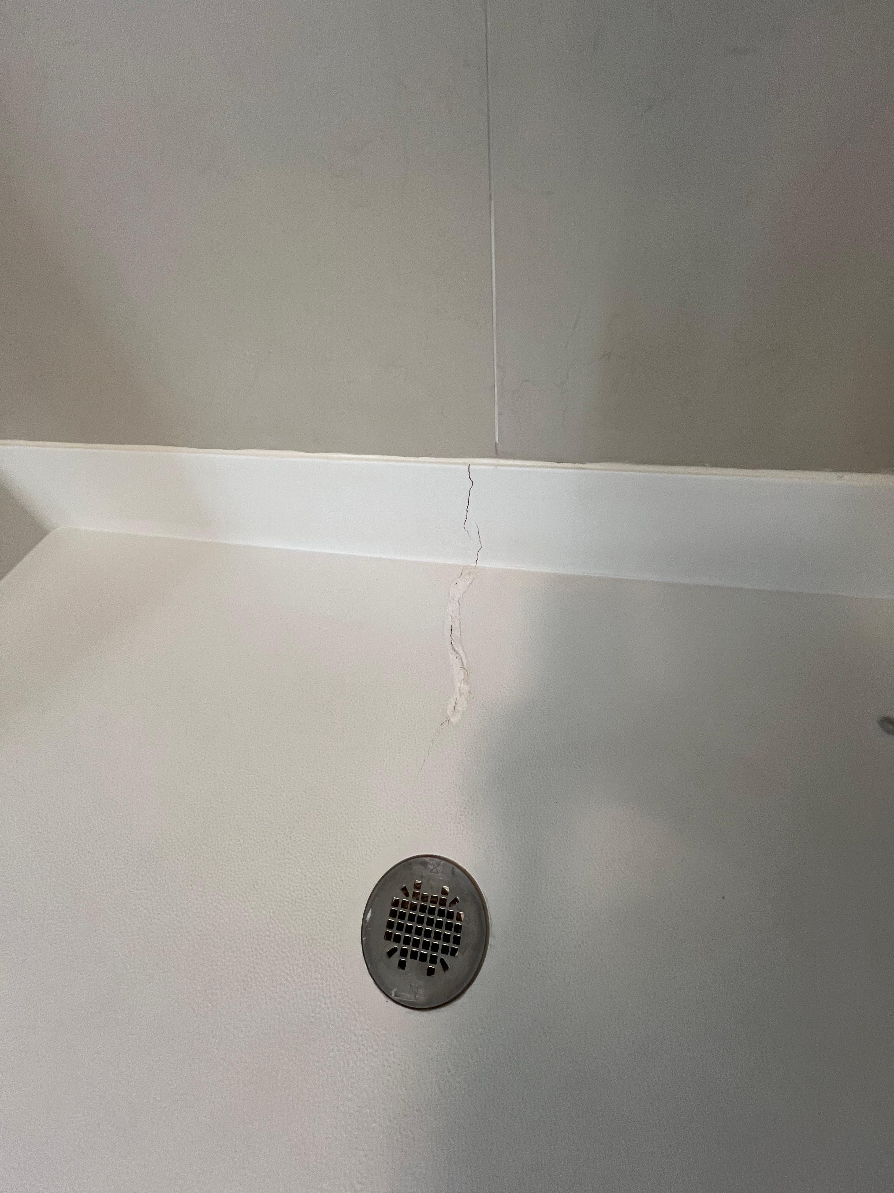 Unsafe shower floor