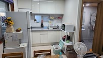 수납이 충분한 싱크대와 냉장고 사이즈입니다.