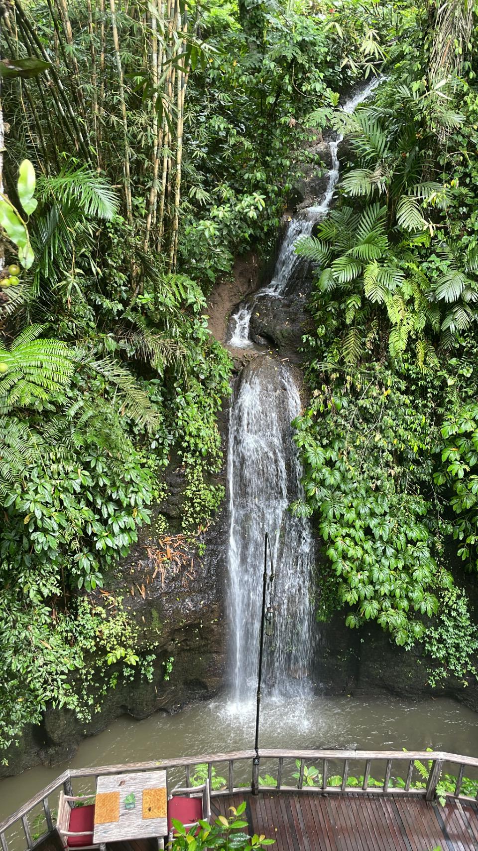 Cascade de l’hôtel 