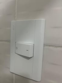 Tomada para ter que acionar energia chuveiro