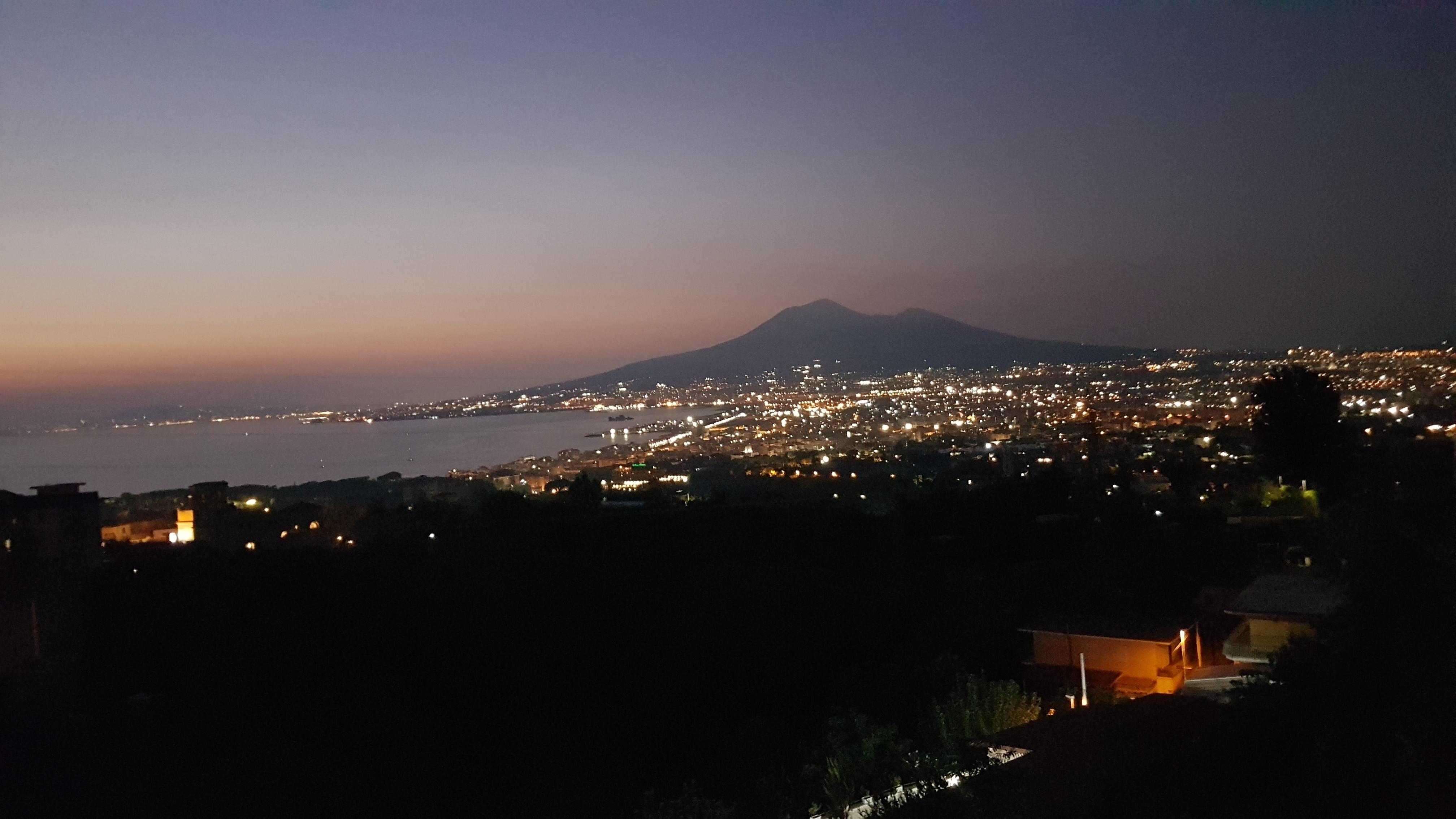 Vue de nuit à partir de la villa