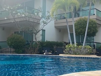 Pool 2