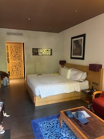 Ground floor suite