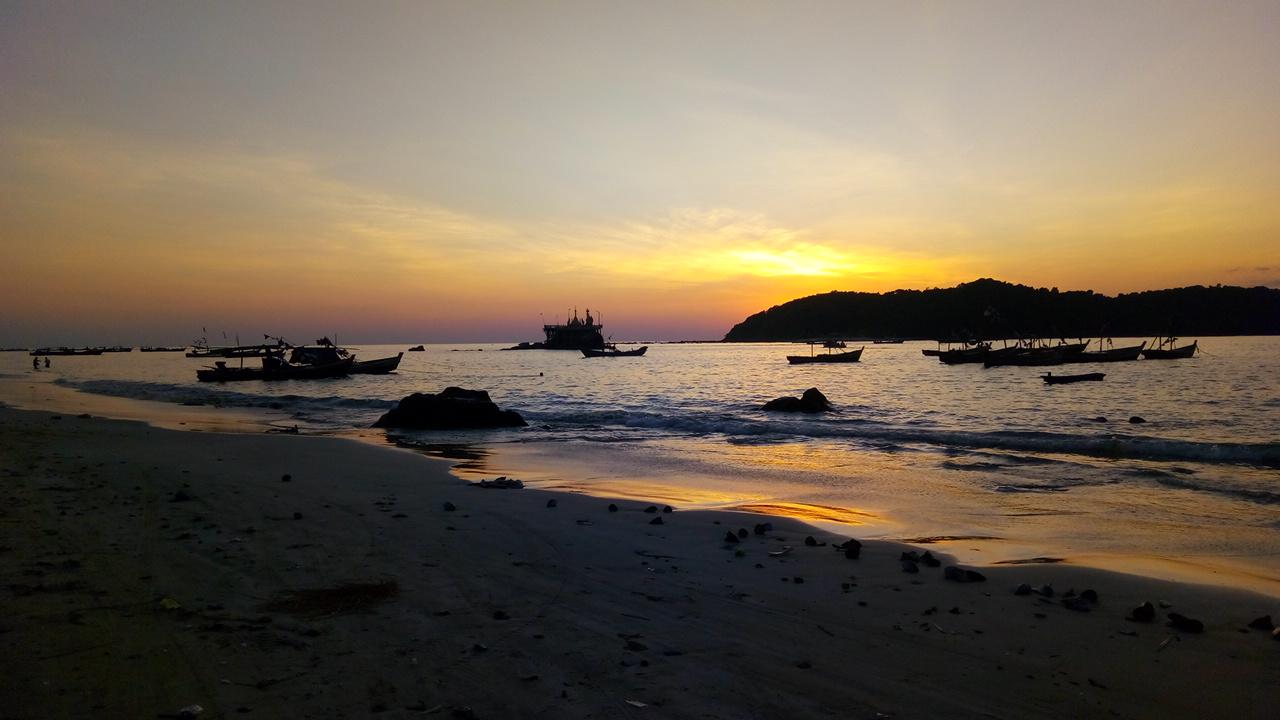 Village de pêcheurs, une découverte au coucher de soleil