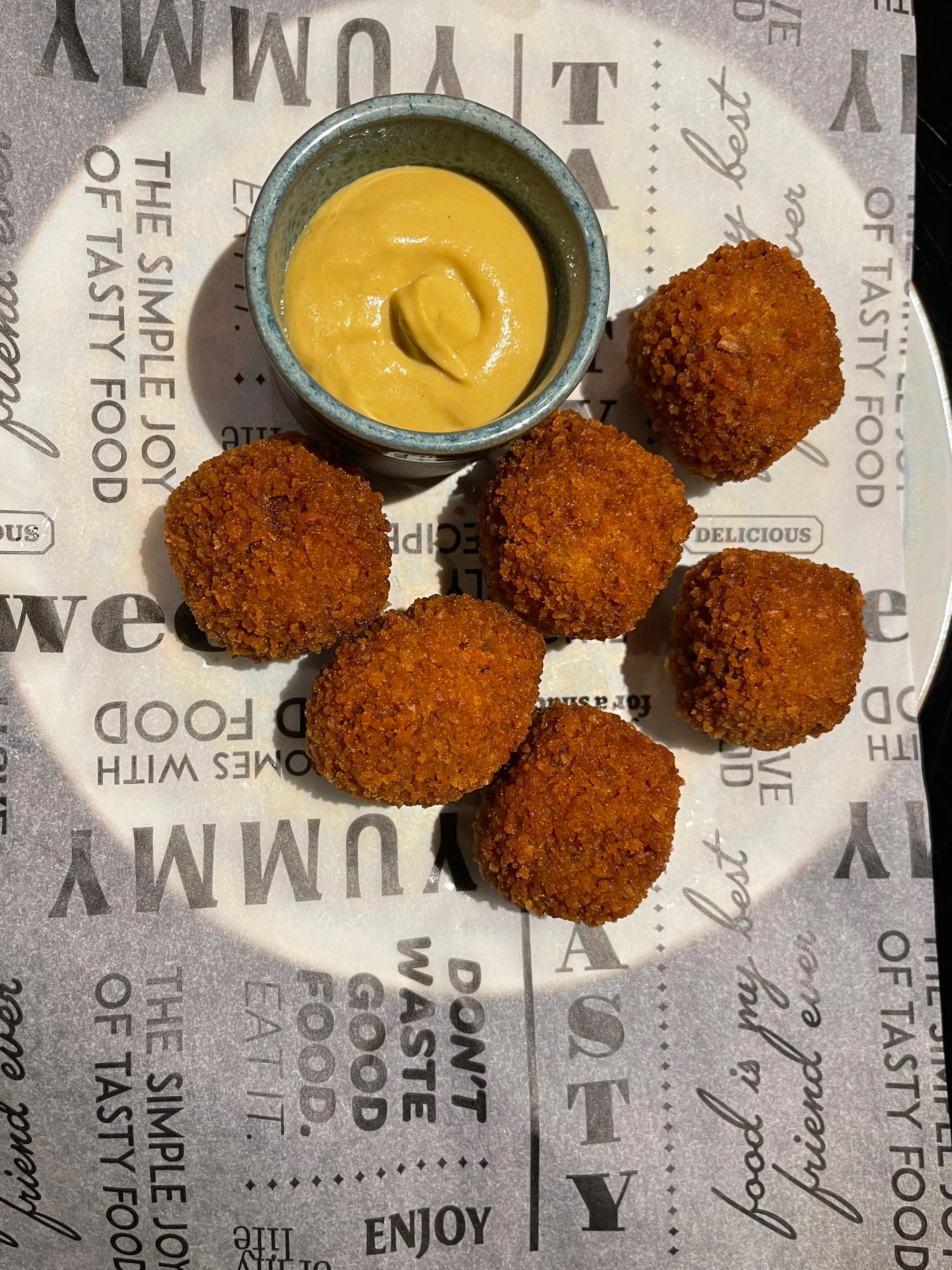 Bitterballs, a Netherlands must try :-)