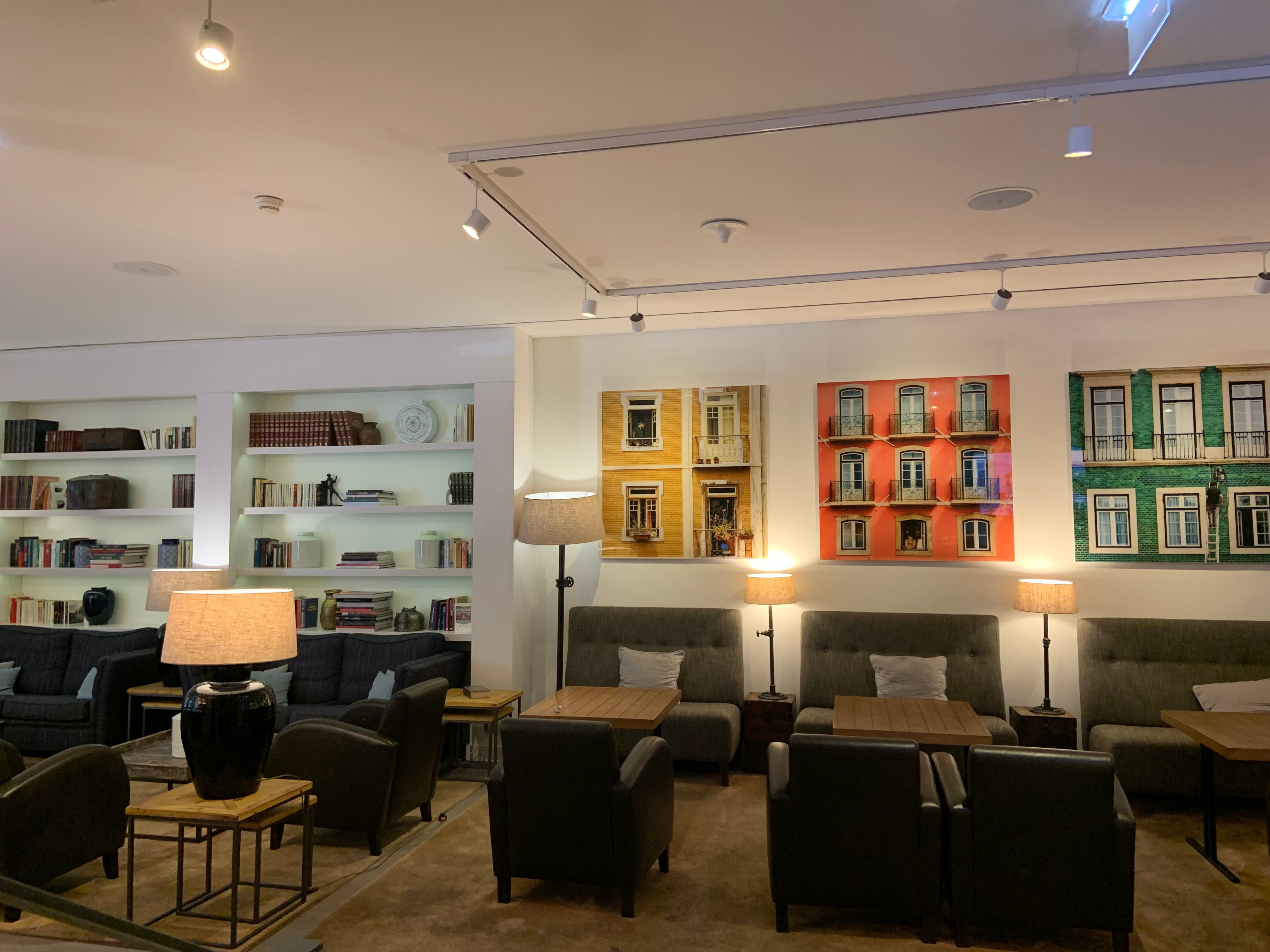 The lobby j