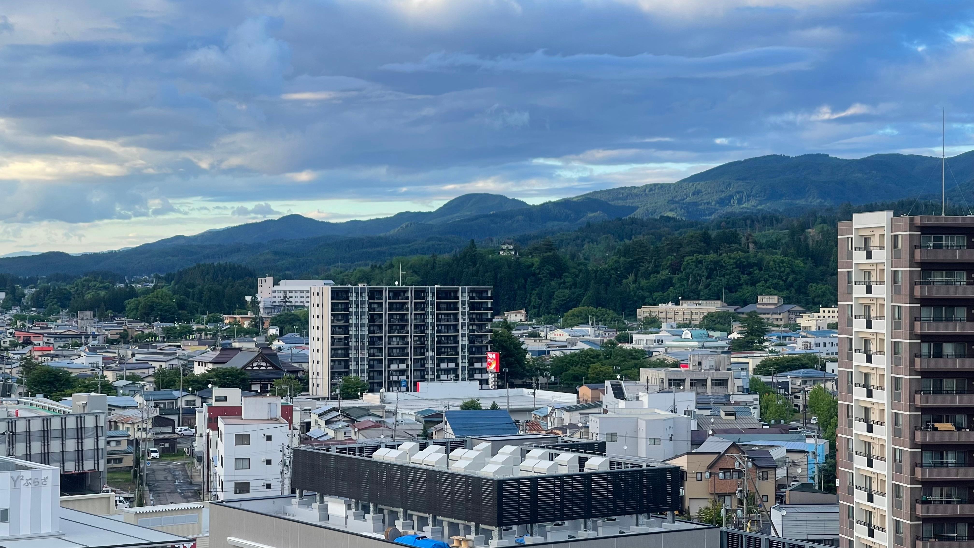 部屋から朝景