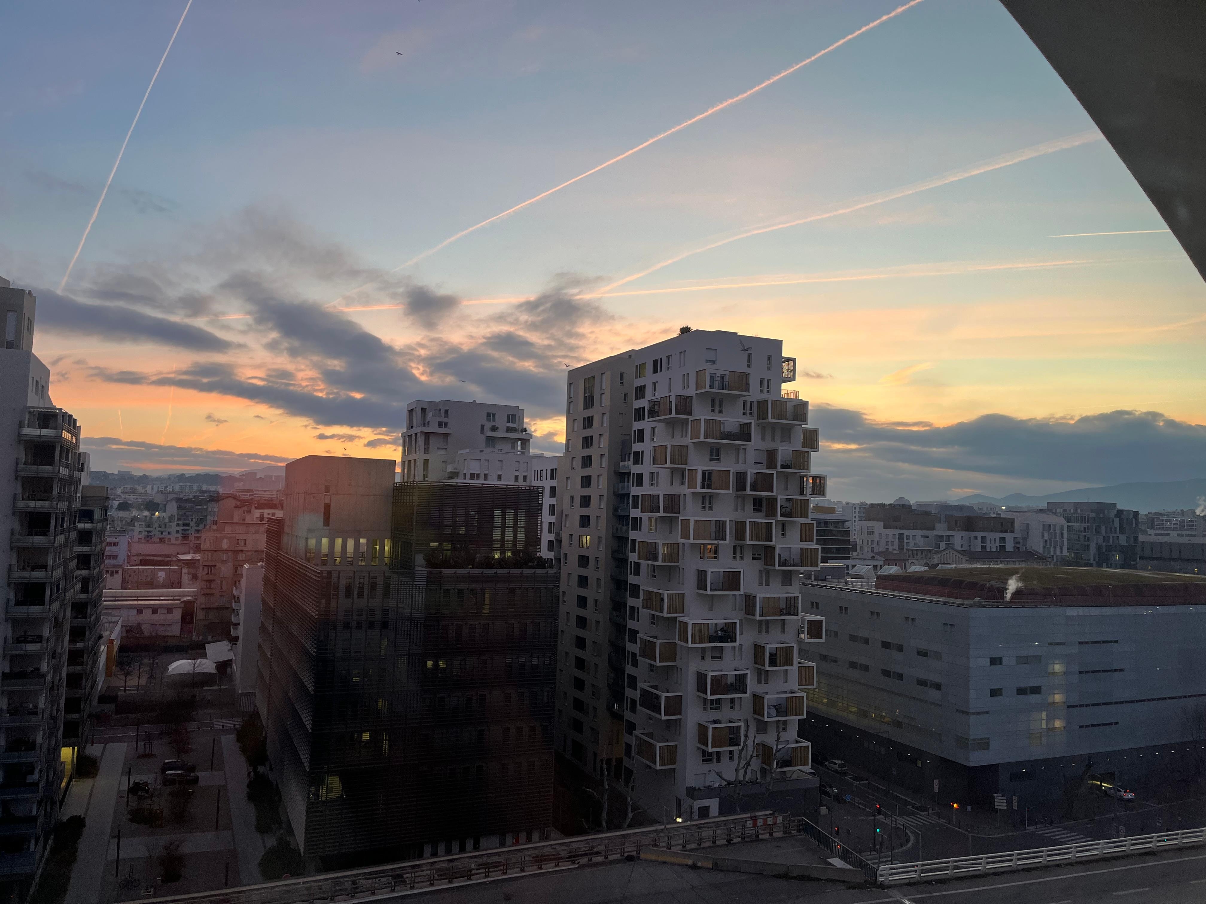 Vue dégagée de la chambre - 11ème et dernier étage