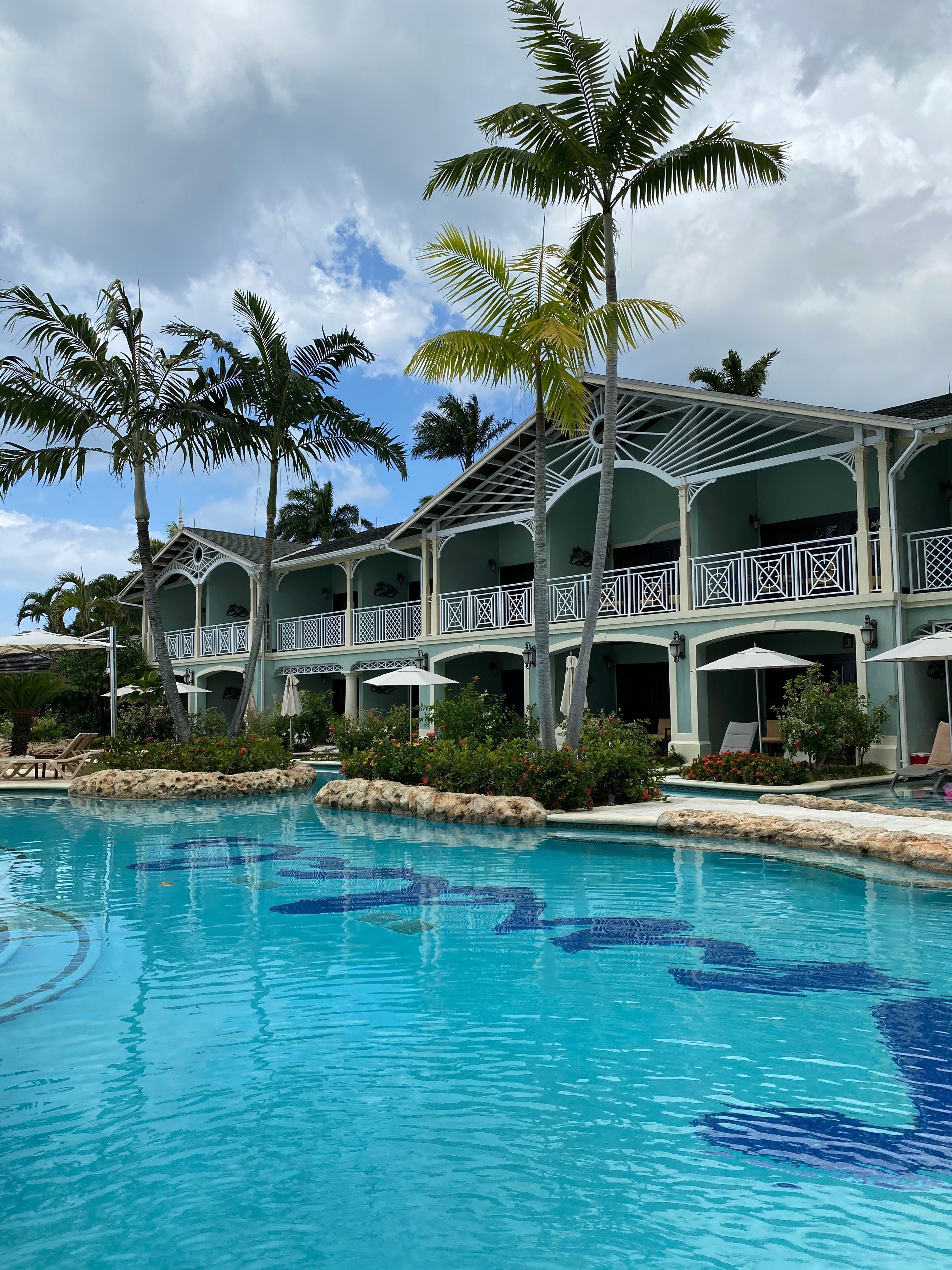 Uma das 3 piscinas da propriedade 