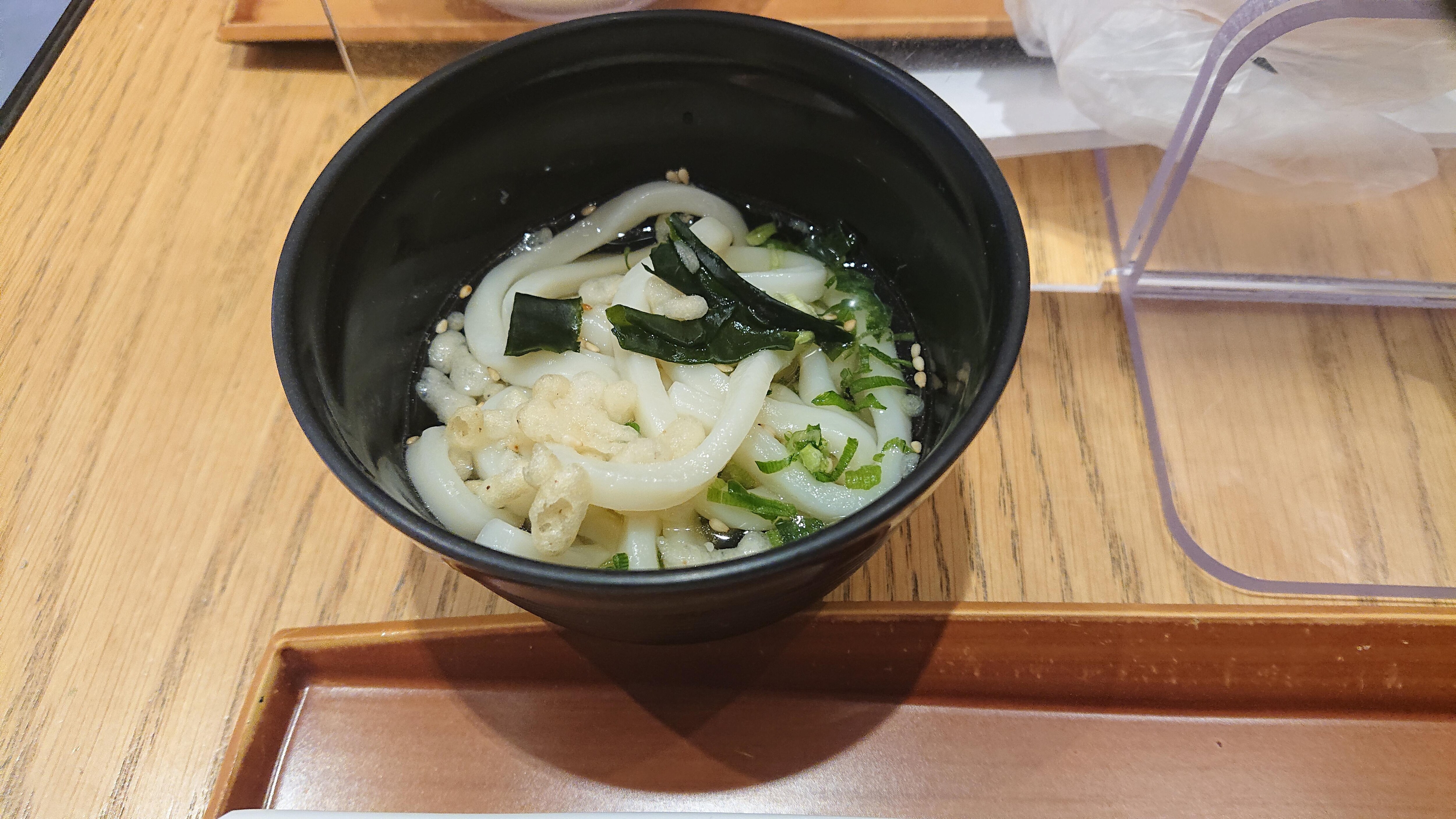 朝食で提供されたうどん
