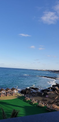 ์์์์ ๋ฐ๋ผ๋ณธ ๋ฐ๋ค์ ๋ง