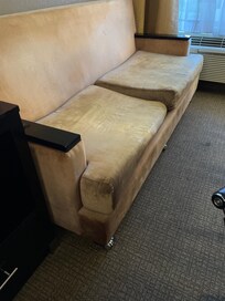 Fauteuil défoncé impossible de s’assoir dessus