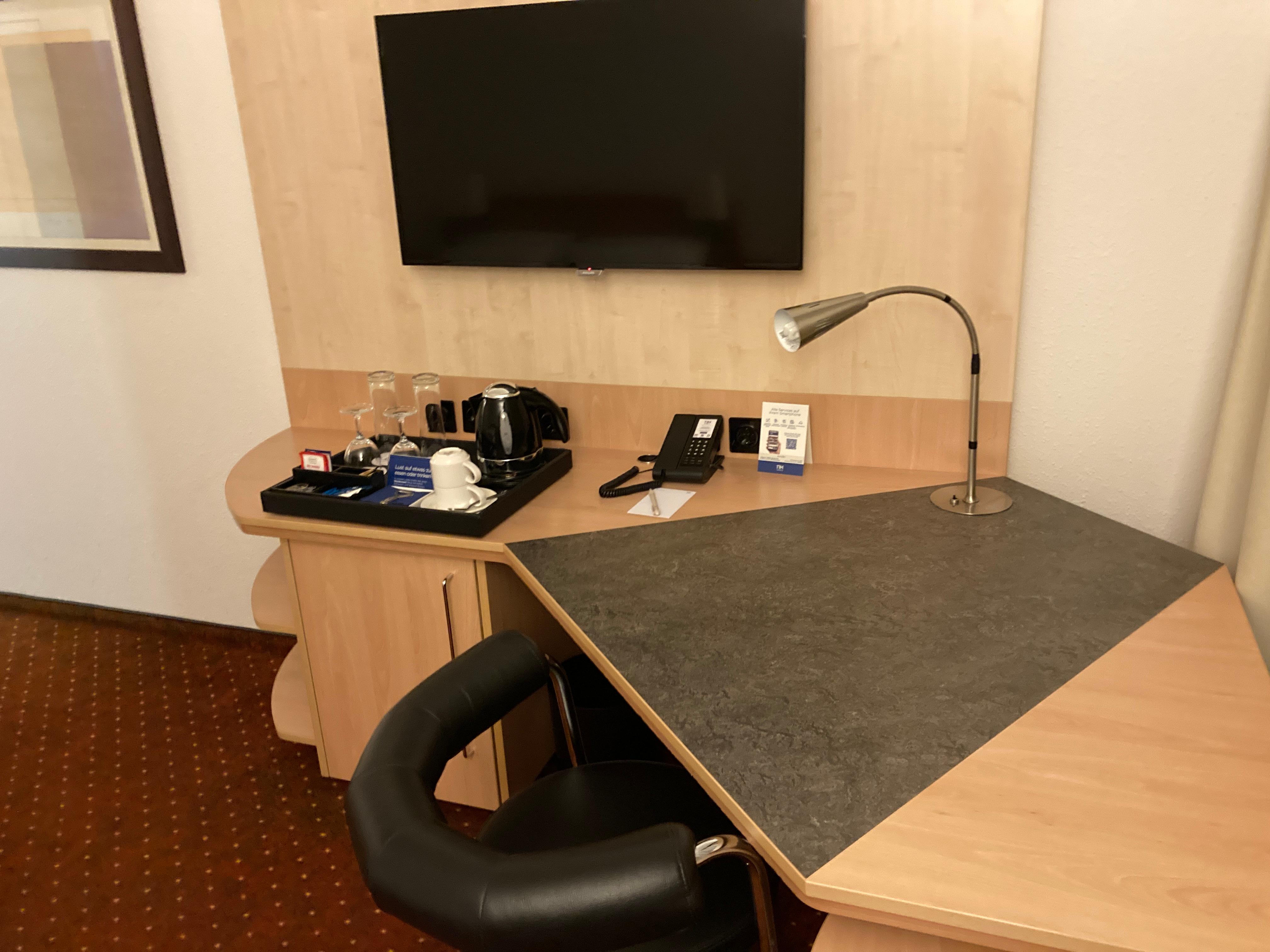 Desk, fridge with tea & coffee