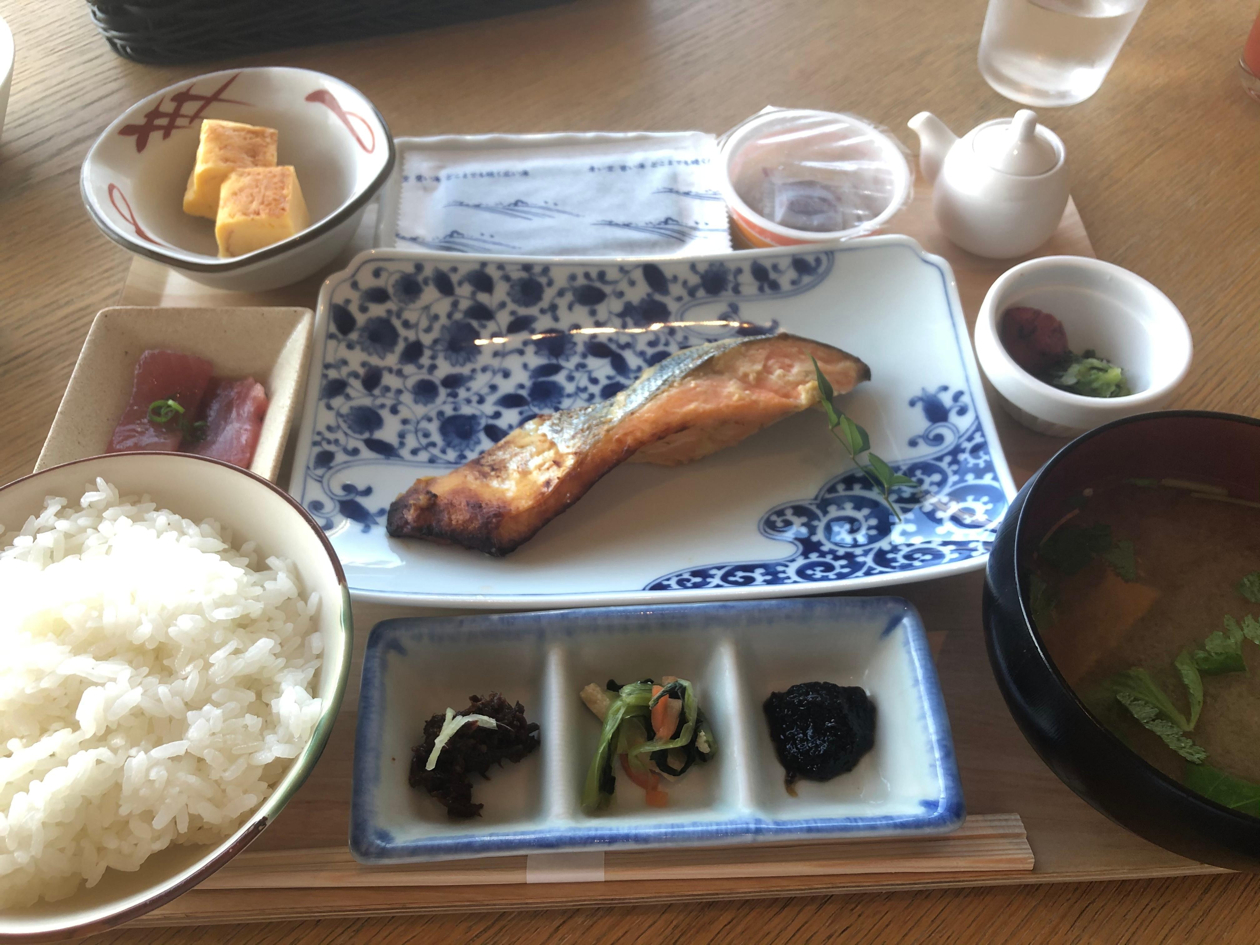 和朝食もお勧め
