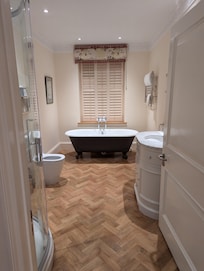 En suite facility