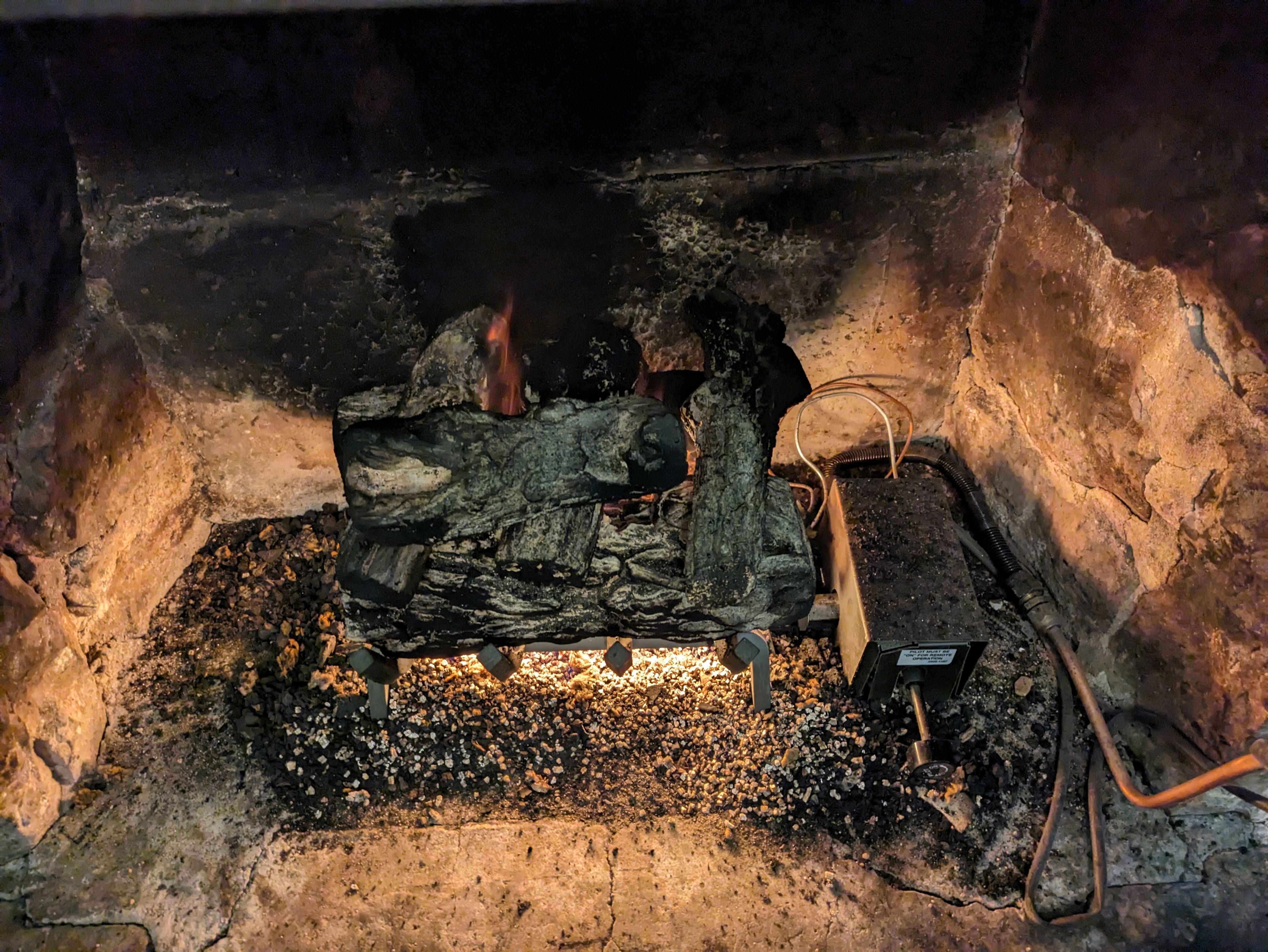 Croft room - gas fireplace