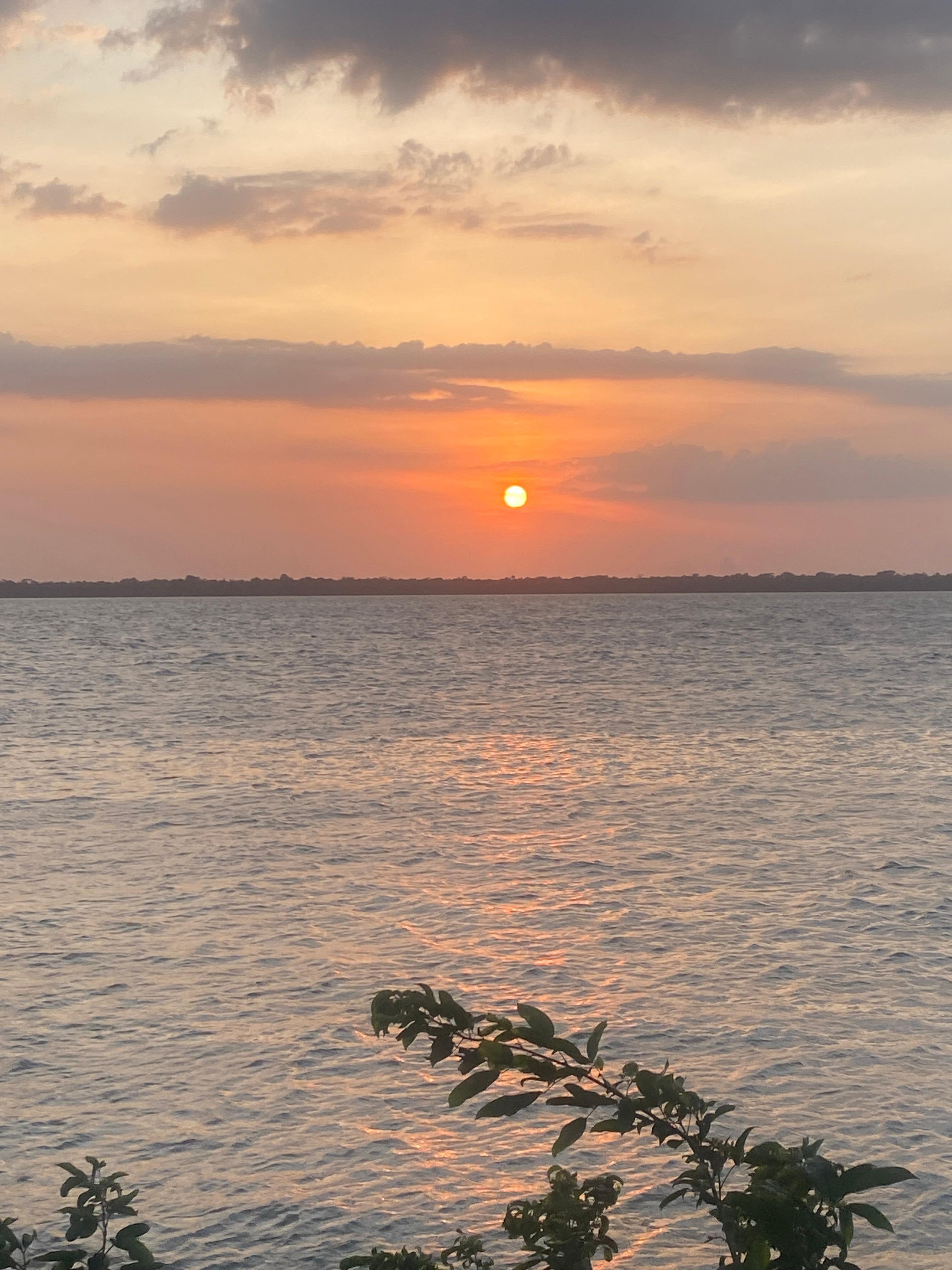 Foto do por do sol no Portal da Amazônia, fica a 10 minutos do hotel 