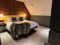 Signature Suite room 302
