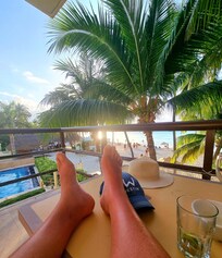 Balcony Suite 210
