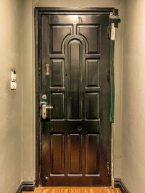 Photo of the door